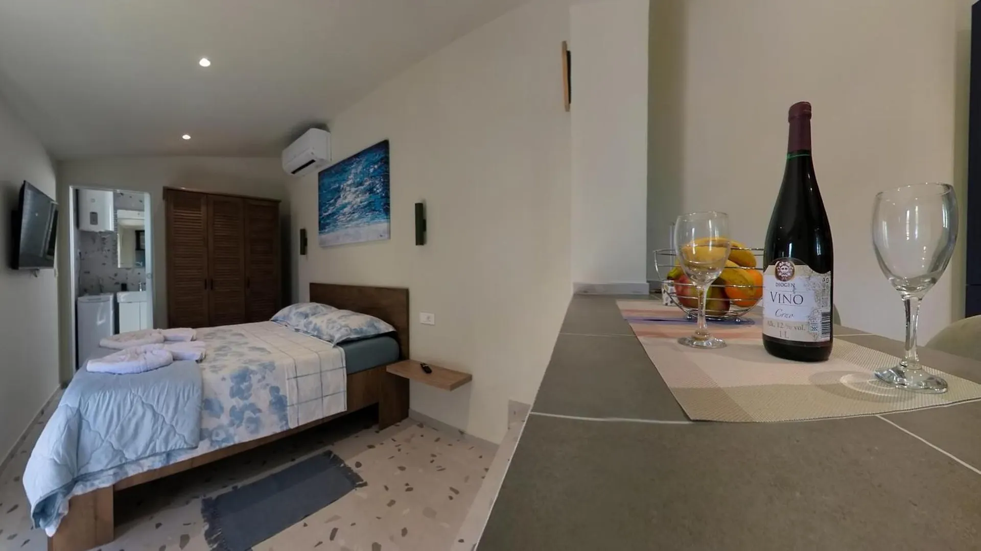 Studio Apartment More Galižana 0*,